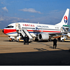 大庆机场空运航空快运业稳步发展的原因是什么？